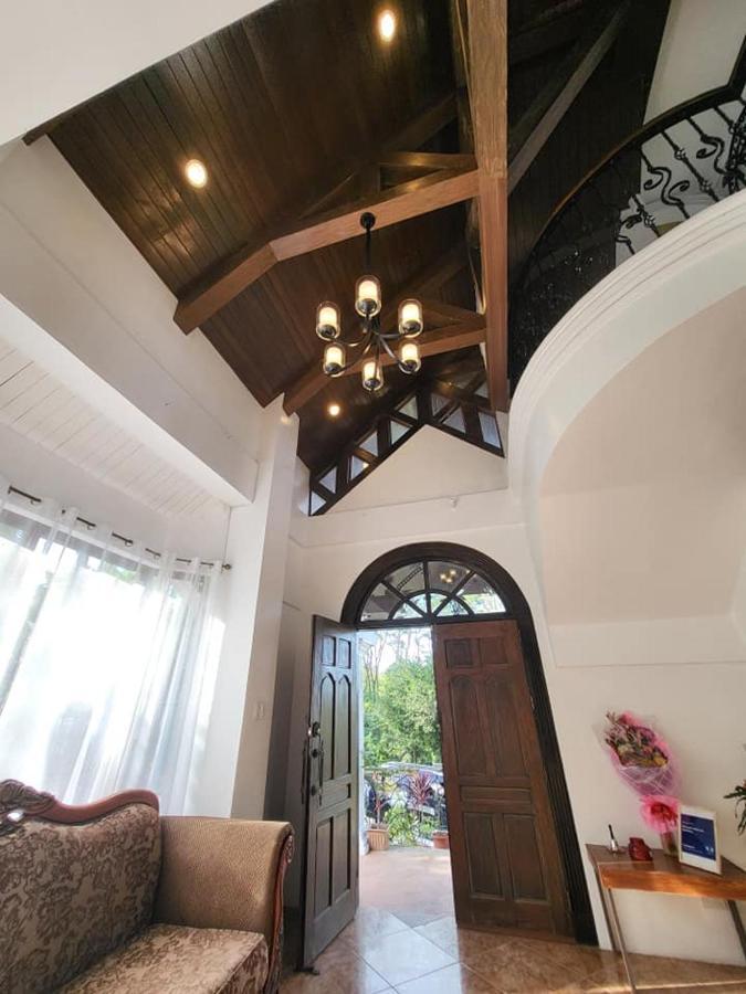 El Castillo Bed And Breakfast Angono Eksteriør bilde