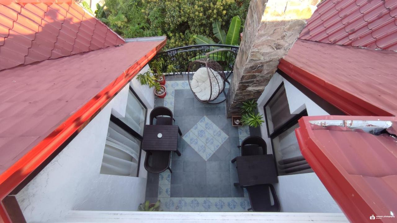 El Castillo Bed And Breakfast Angono Eksteriør bilde