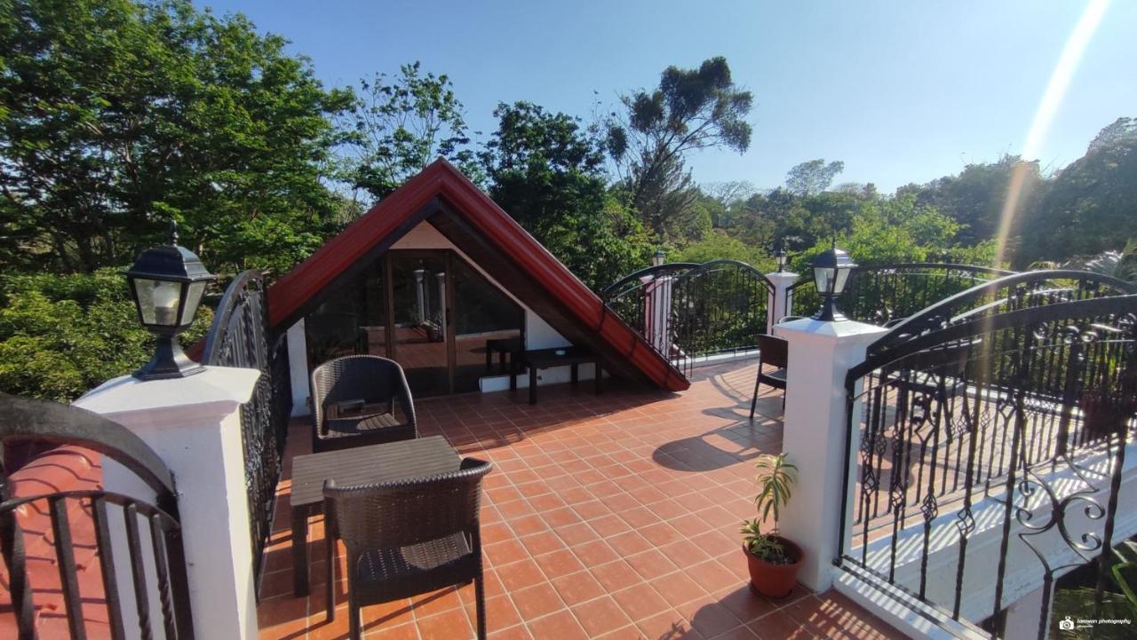 El Castillo Bed And Breakfast Angono Eksteriør bilde